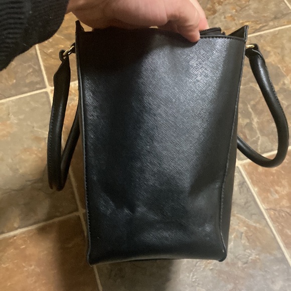 Unbranded Faux Black Leather Handbag - Picture 3 of 10